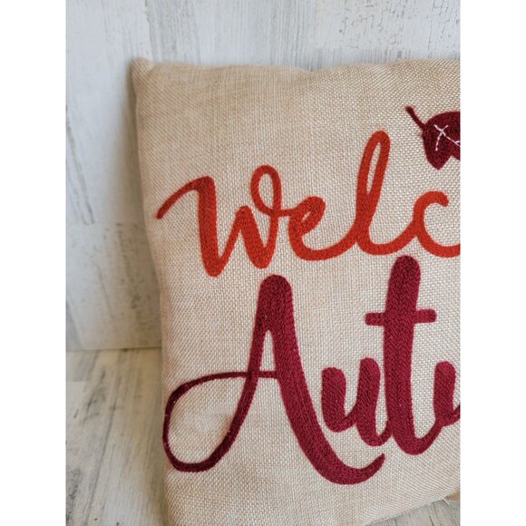 Welcome Autumn pillow leafs home decor fall thanksgiving - Picture 2 of 7